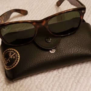 Ray Ban sunglasses Newwayfarer RB 2132 902 52018